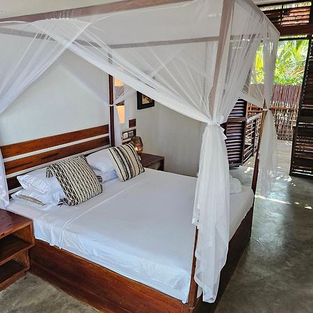 Makao Beach Hotel パロミノ エクステリア 写真